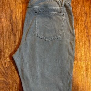 Ladies Gray Jeans - Tapered Fit
